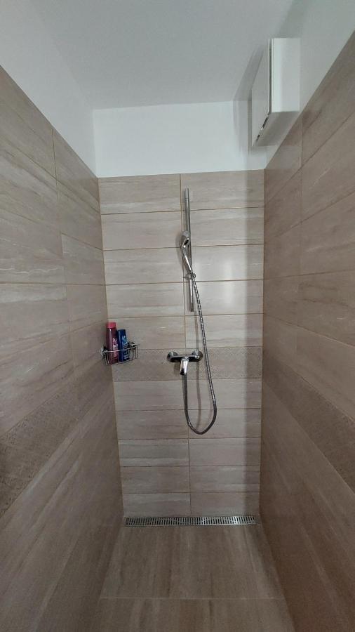 N&Z Apartman Close To The Downtown Appartamento Budapest Esterno foto